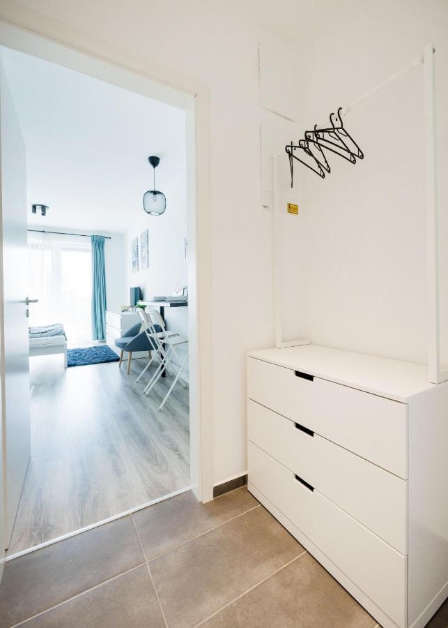 Modern Riverside With Free Parking Apartment *