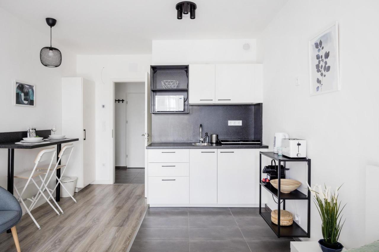 Modern Riverside With Free Parking Budapest